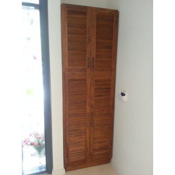 Double door shoe cabinet in Klang, kl