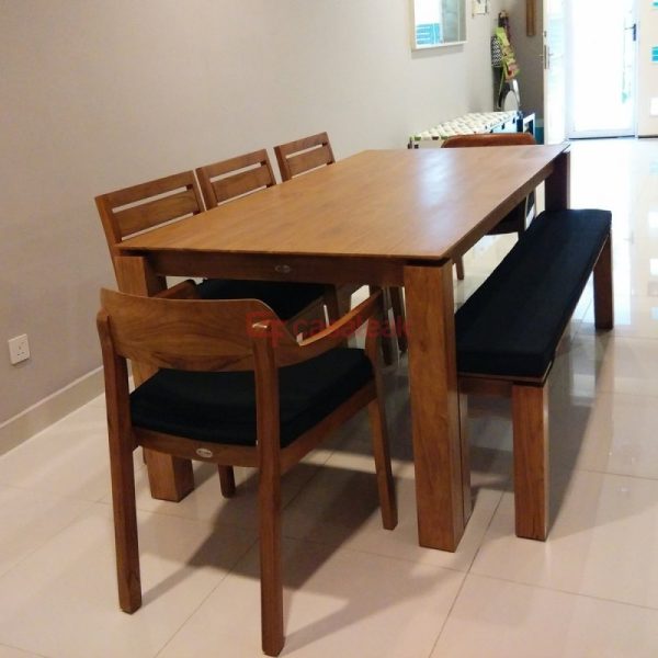 Slice dining table